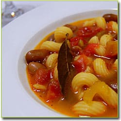 рецепты итальянской кухни: Паста с бобами